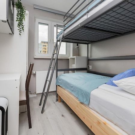 Family Apartment With Balcony In Gdynia By Noclegi Renters Exterior foto