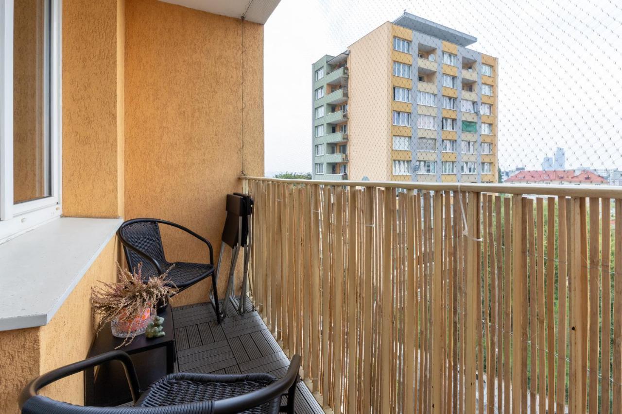 Family Apartment With Balcony In Gdynia By Noclegi Renters Exterior foto